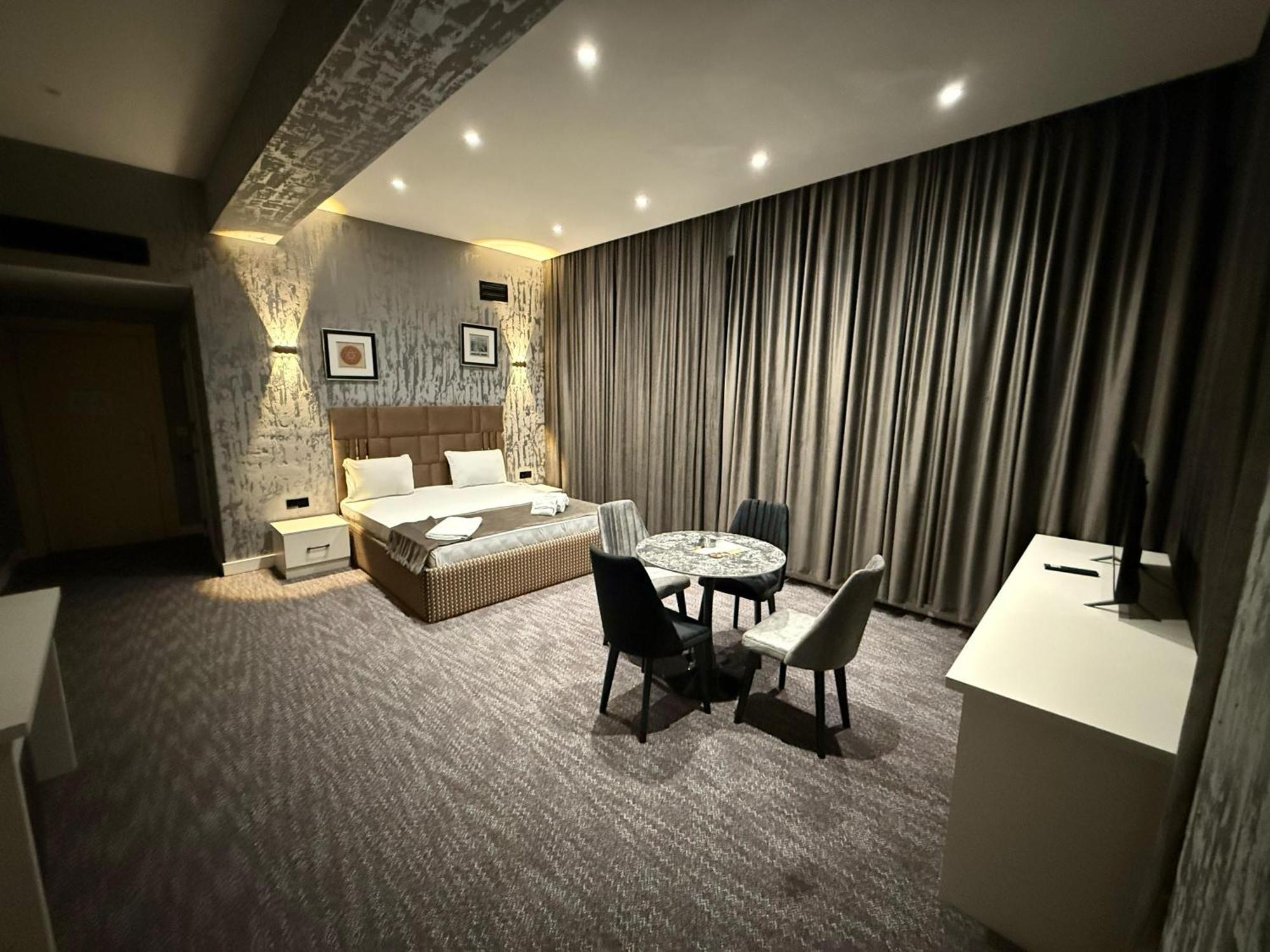 Black Mont Inn Hotel Bakü Dış mekan fotoğraf